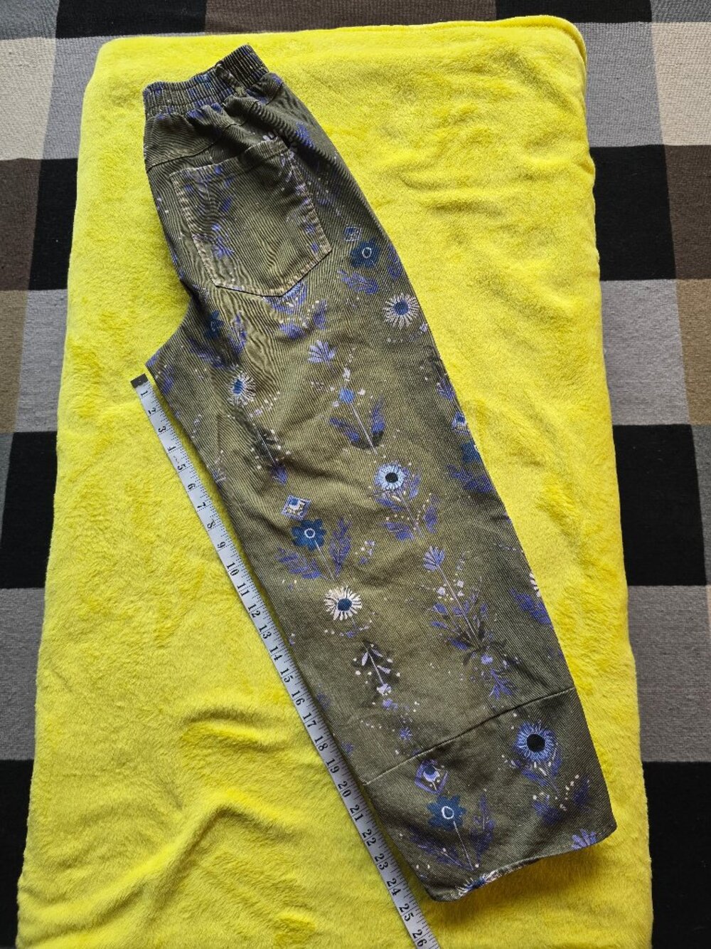 Boho Olive Green Printed Wide Leg Pants with Tulip Crossover Hem - Picture 2 of 6